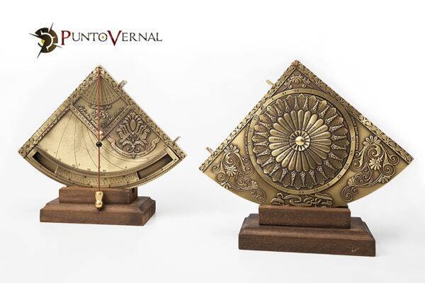 The Vetus universal quadrant was a very popular instrument for several centuries, as it was relatively easy to use and was not very expensive. It consists of a quarter of a circle (90º), usually made of brass or wood.